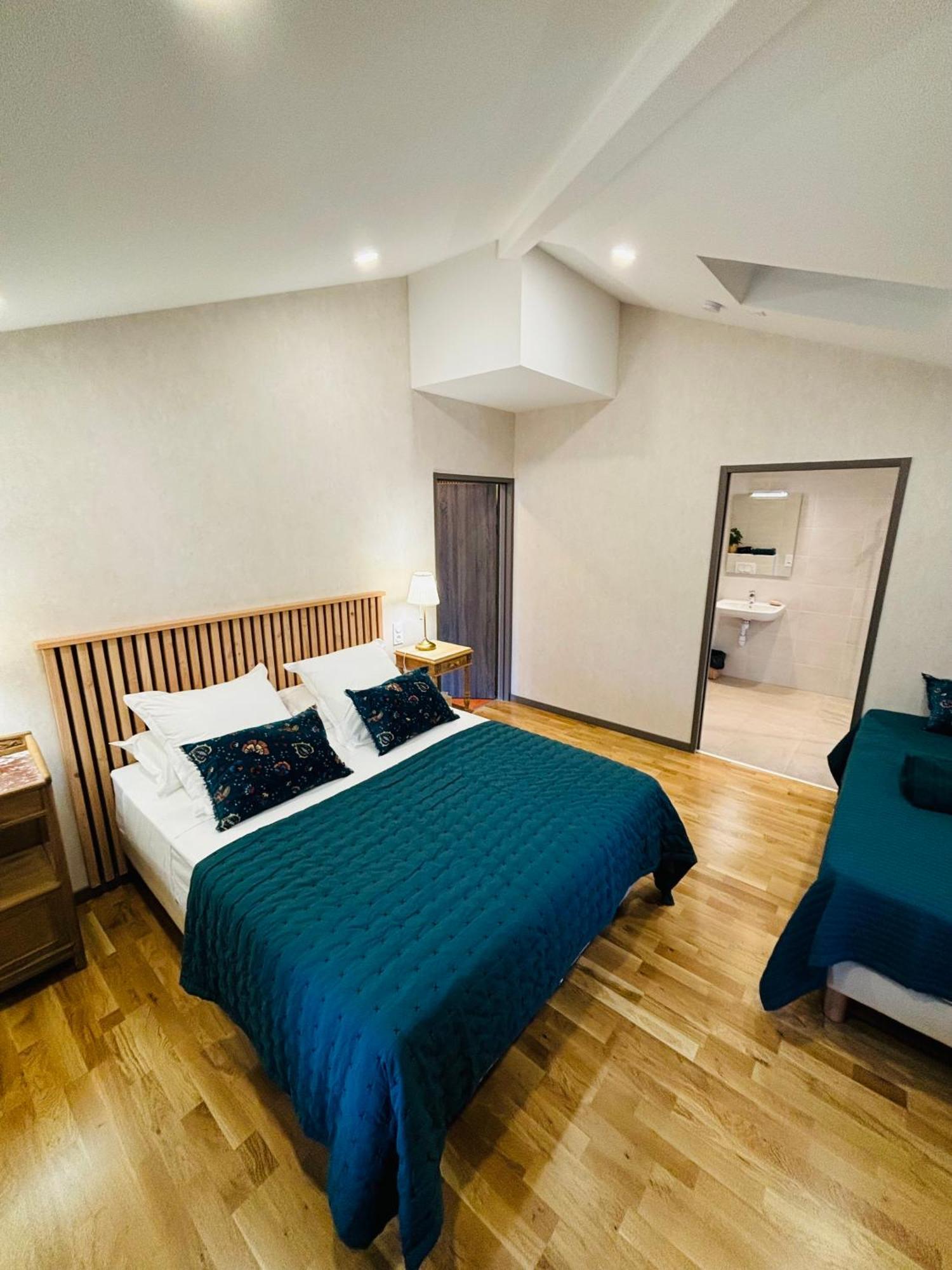 Les Pierres Roses Bed & Breakfast Coise Ngoại thất bức ảnh
