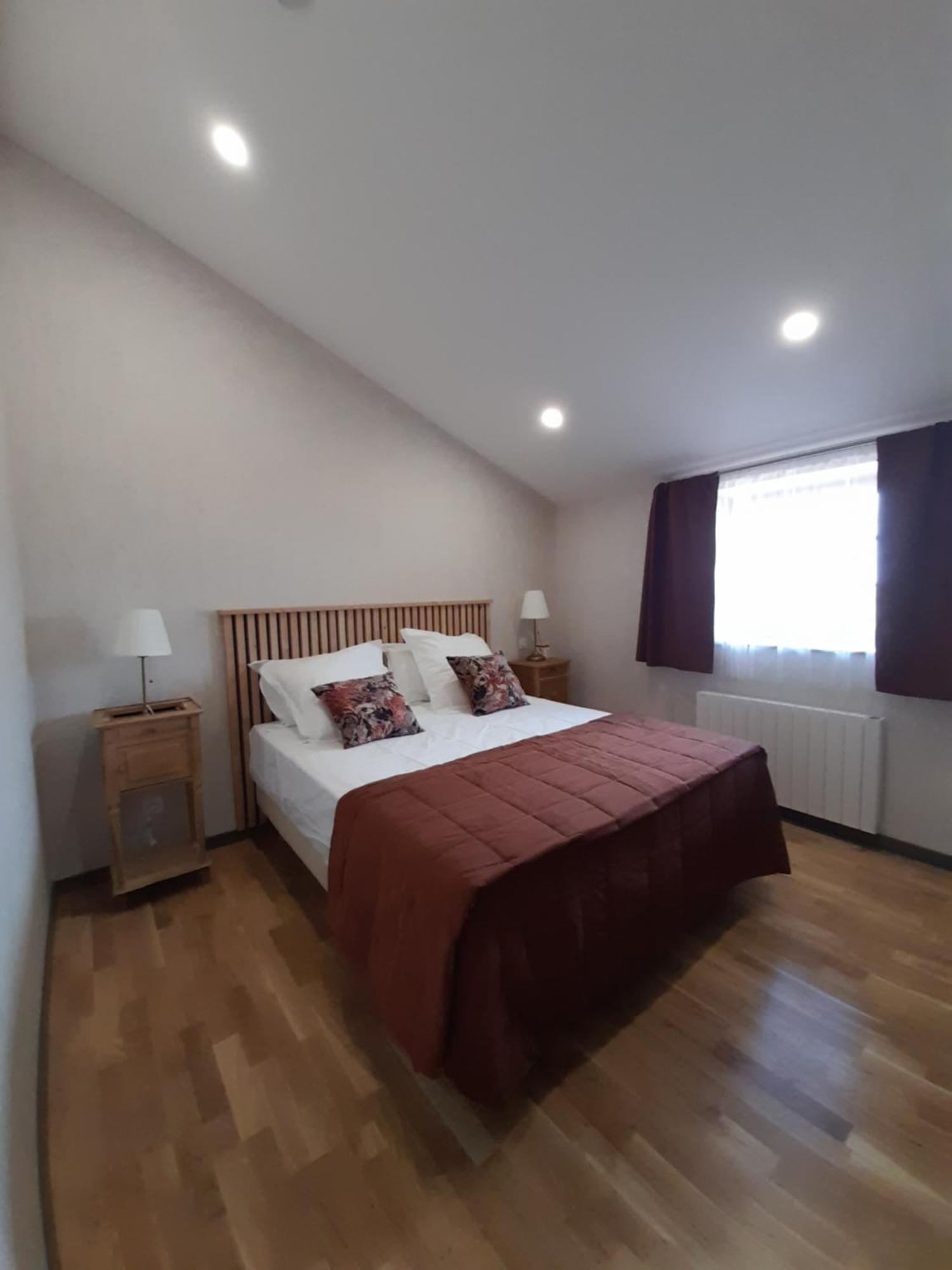 Les Pierres Roses Bed & Breakfast Coise Ngoại thất bức ảnh